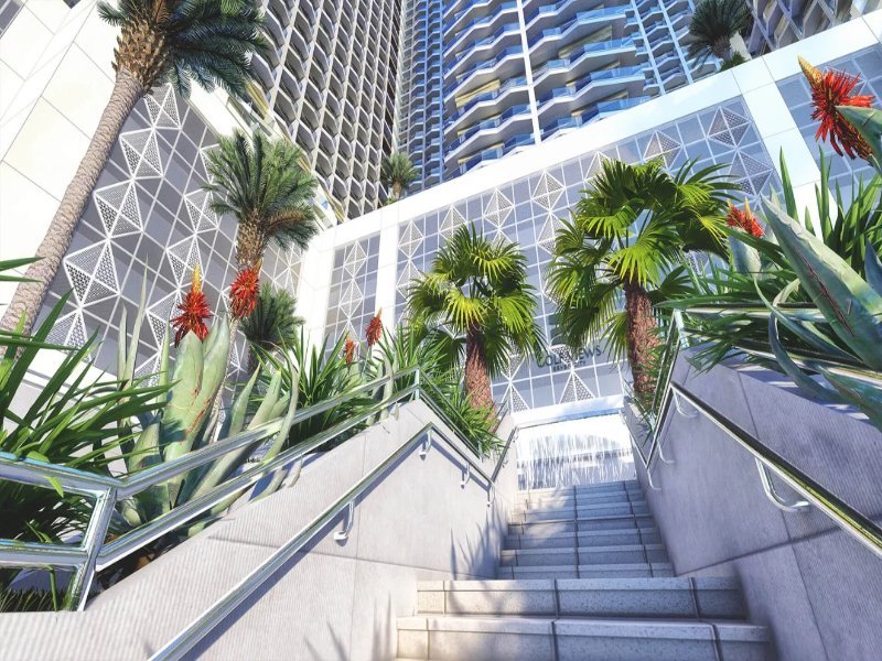 Seven City, JLT